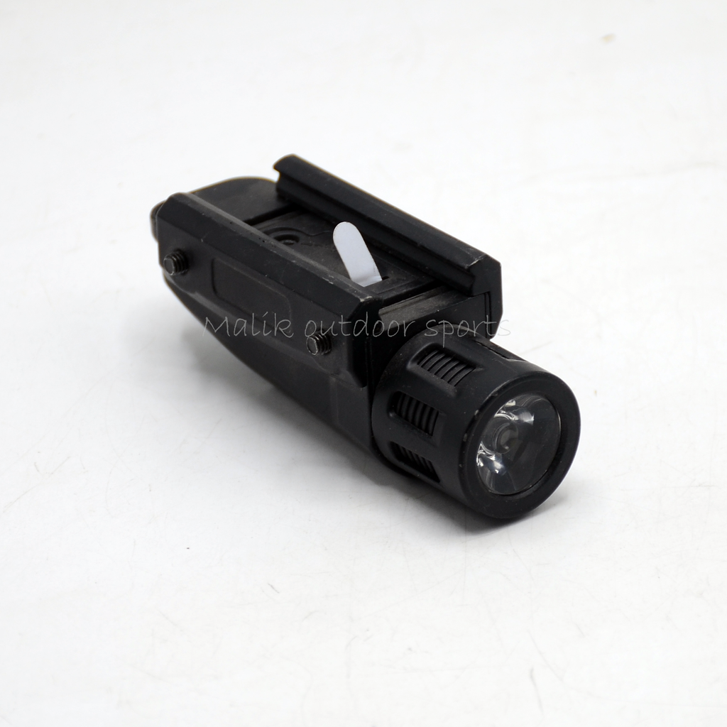 Aluminium flashlight for 20mm rails