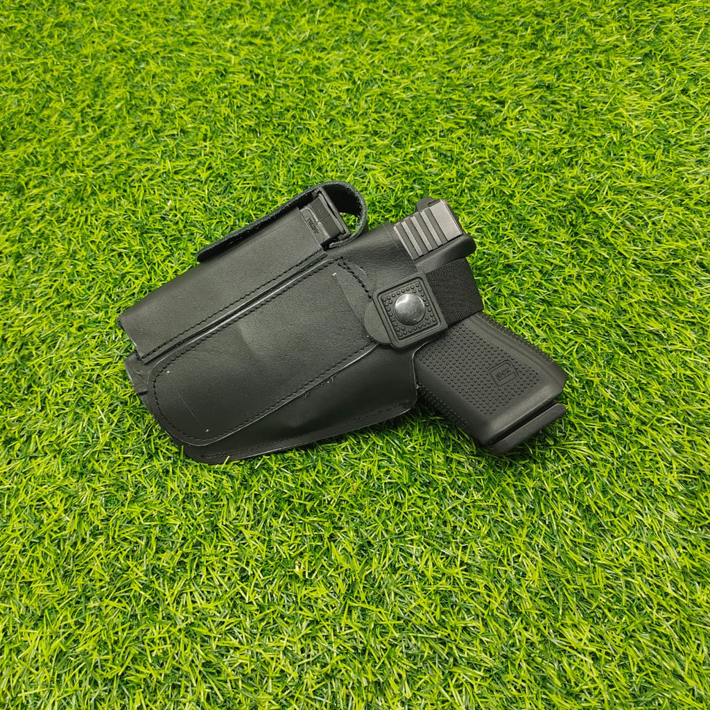 Leather IWB + OWB Cover with 1 spare mag pouch - Universal